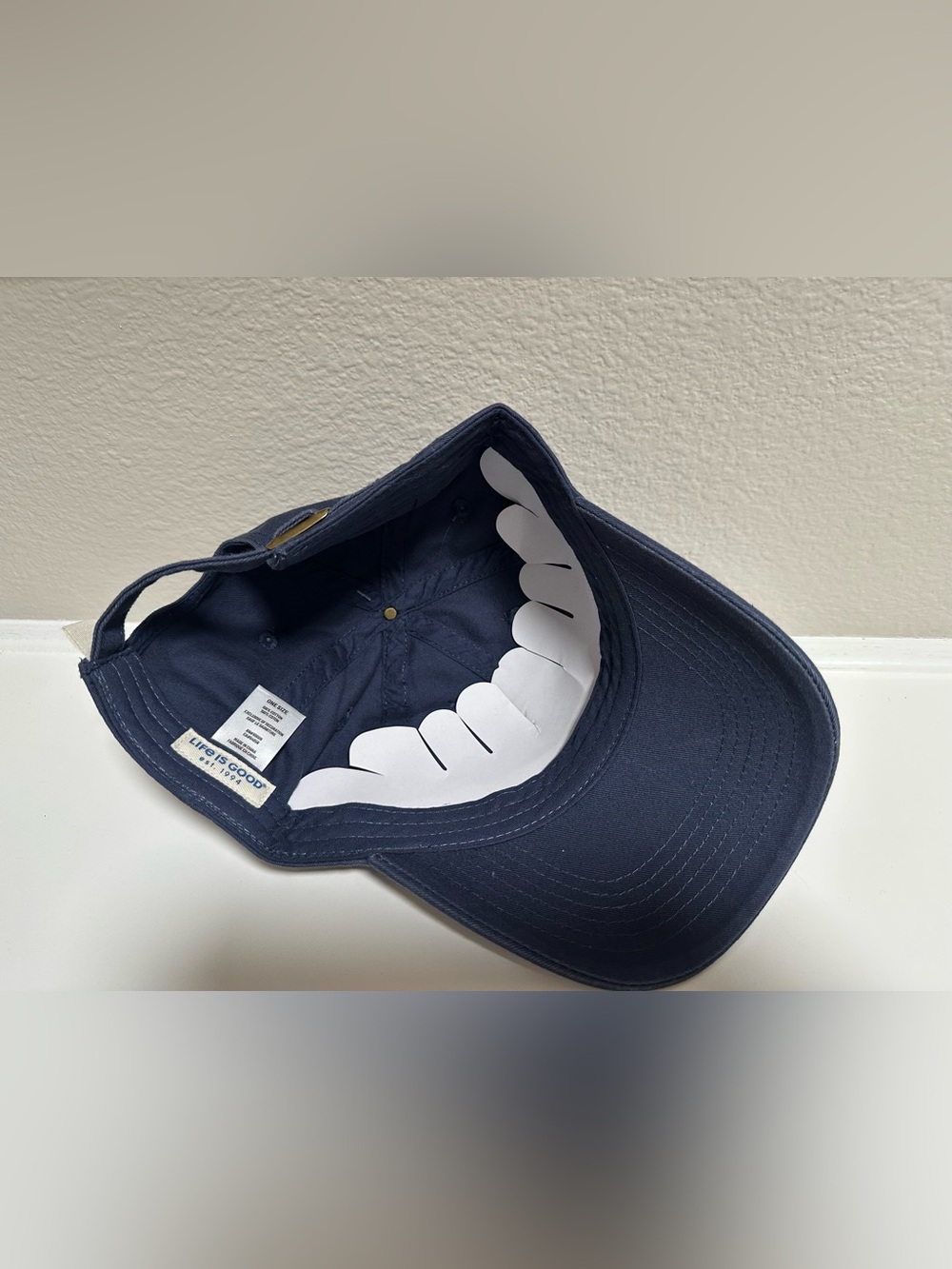 NWT Life Is Good Navy hat with embroidered Pink Flamingo 🦩 holding a drink 🍹 - Picture 7 of 8